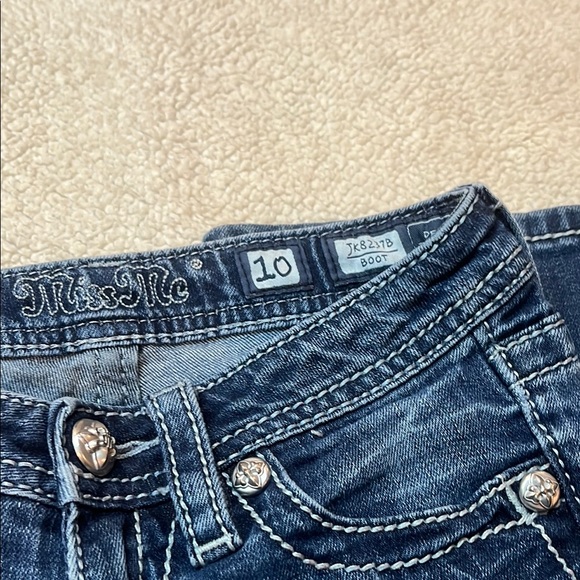 Girls Miss Me Jeans - Picture 5 of 9